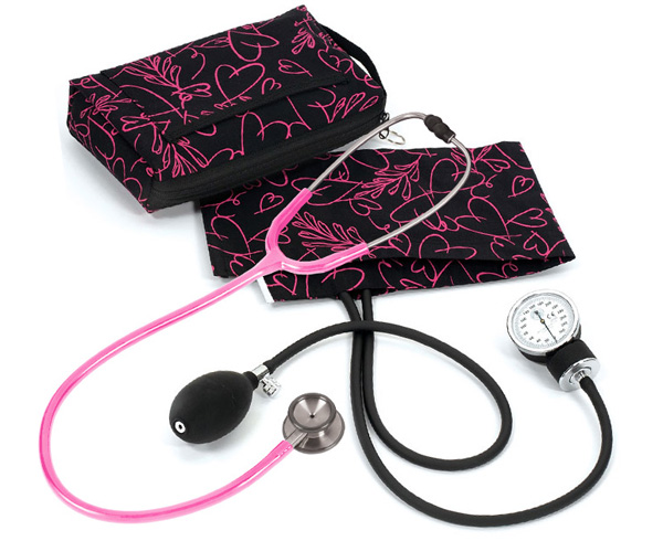 Aneroid Sphygmomanometer / Clinical I Stethoscope Kit, Adult, Pink Hearts Black, Print < Prestige Medical #A126-PHB 