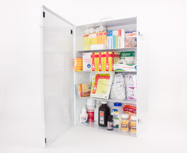 The Portable First Aid and Dispensary Kit < Everready First Aid #389250 