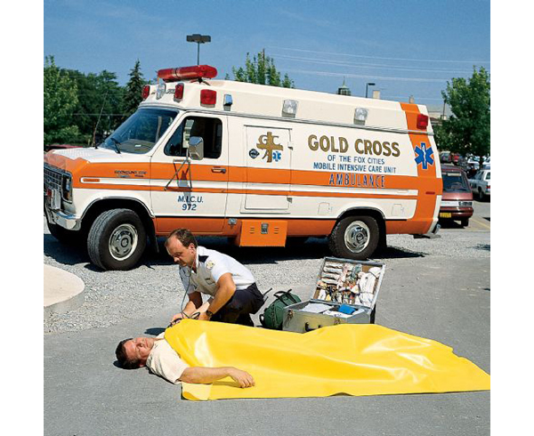 Emergency Disposable Insulated Blanket 58" x 90" - Yellow < Tidi Products #980043 