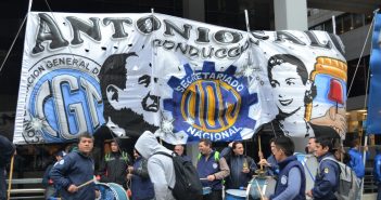 Marcha en reclamo por salarios Rama 21