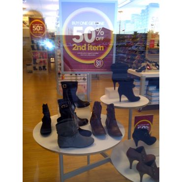 payless shoes scarborough