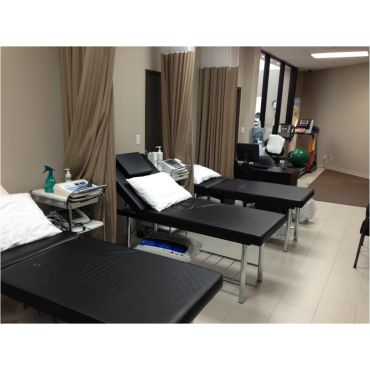 Clinic equipment at Activa Clinics Toronto East