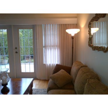 Custom Drapes, Valance and Blinds.
