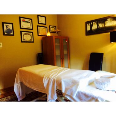 Soothing Elite Massage Therapy Room