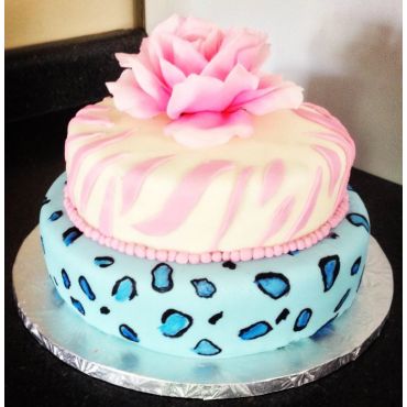 trendy baby shower cake
