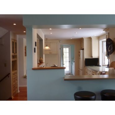 Accent Wall & Kitchen Repaint