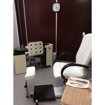 Manicure and pedicure servoces