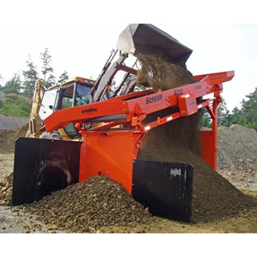 SCREENKING gravel Screener in action