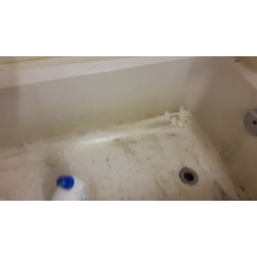 We can get ANY tub sparkling clean!