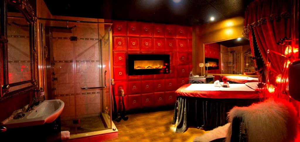 Erotic exotics massage directory toronto Female fetish shaving video