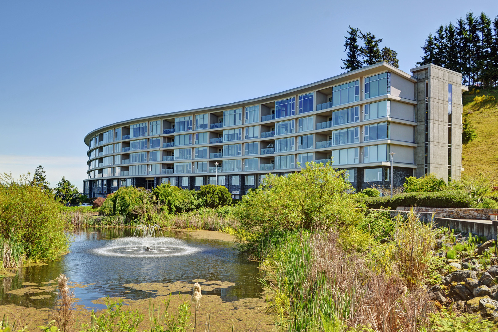 408 5332 Sayward Hill Cres a luxury home for sale in Victoria