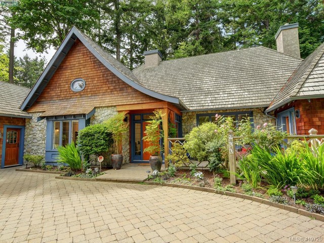 Ingrid Jarisz Newport Realty Victoria Bc