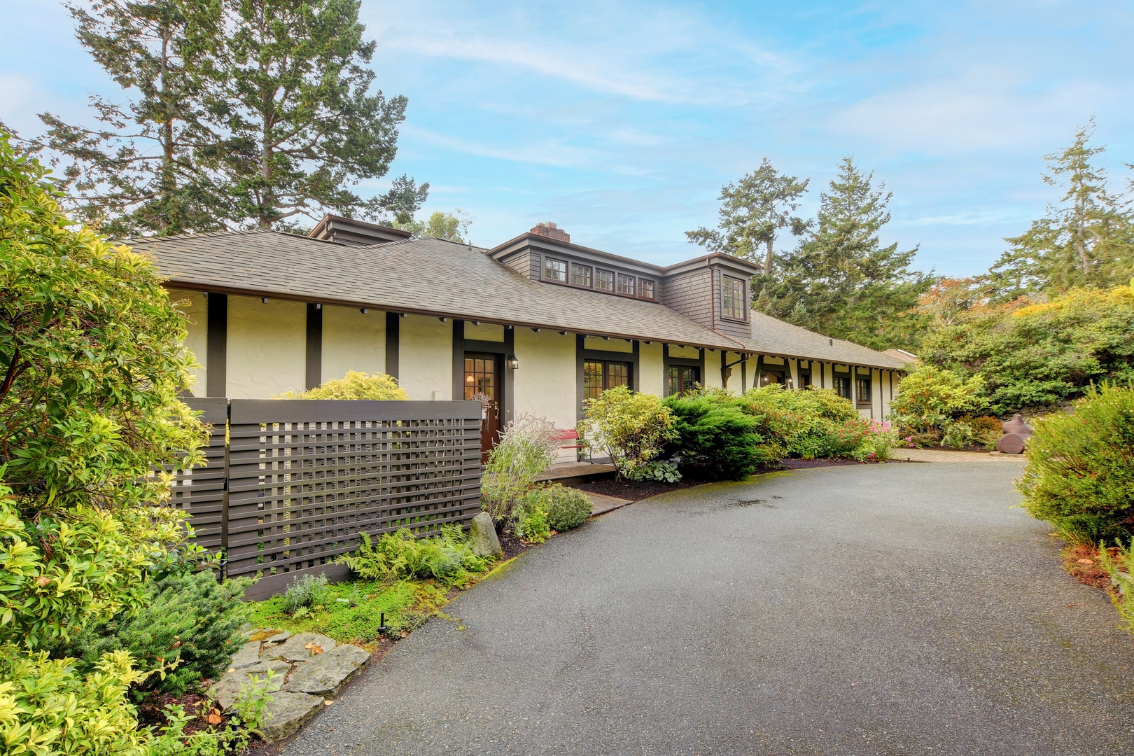 Uplist 3026 McAnally Rd