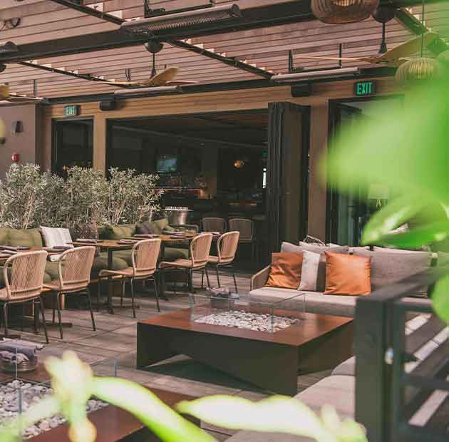 The bar at Roof 106 in Healdsburg
