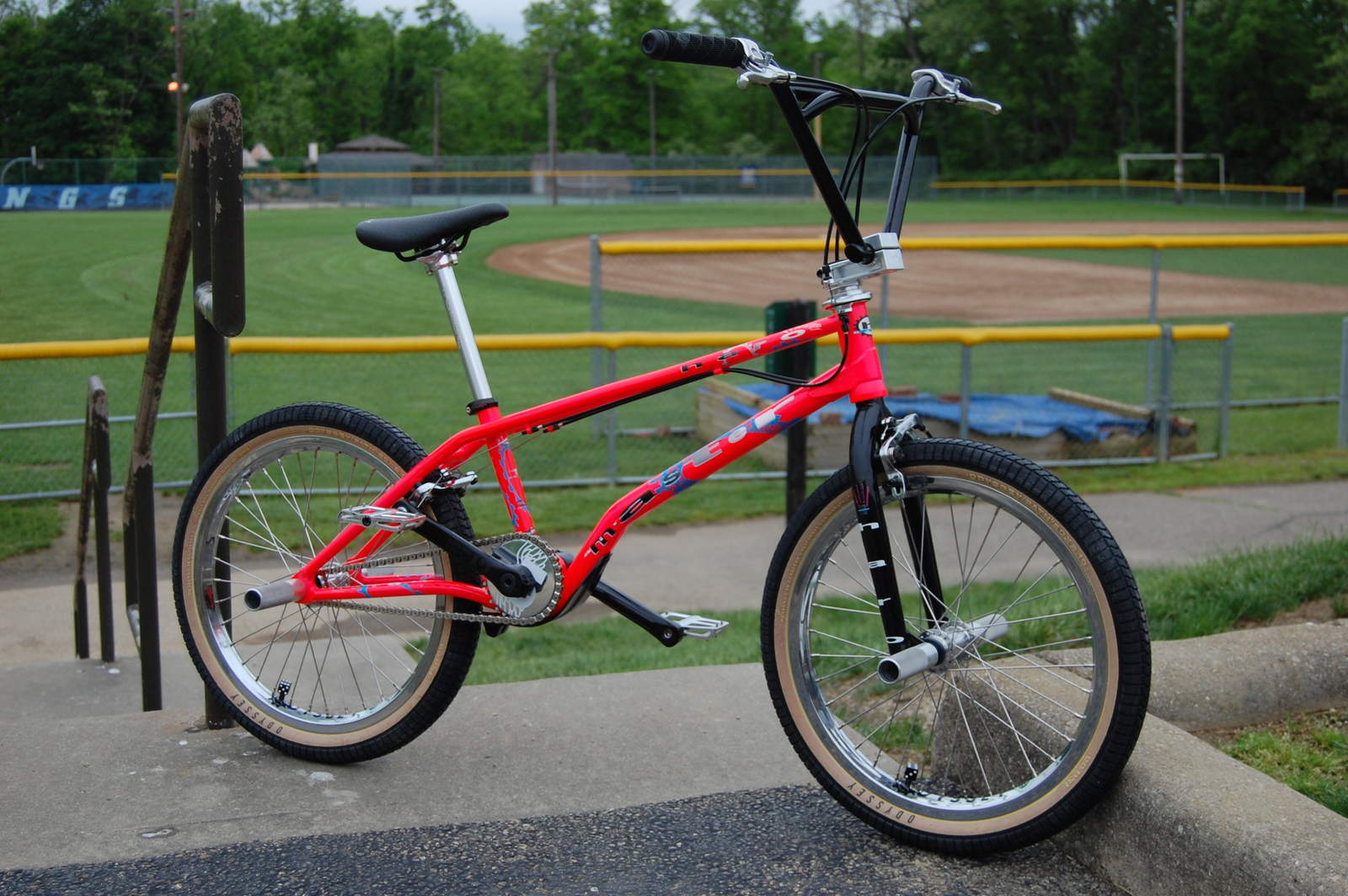 THE OFFICIAL 2019 BMX MUSEUM SPRING BO COMPLETED THREAD FREESTYLE