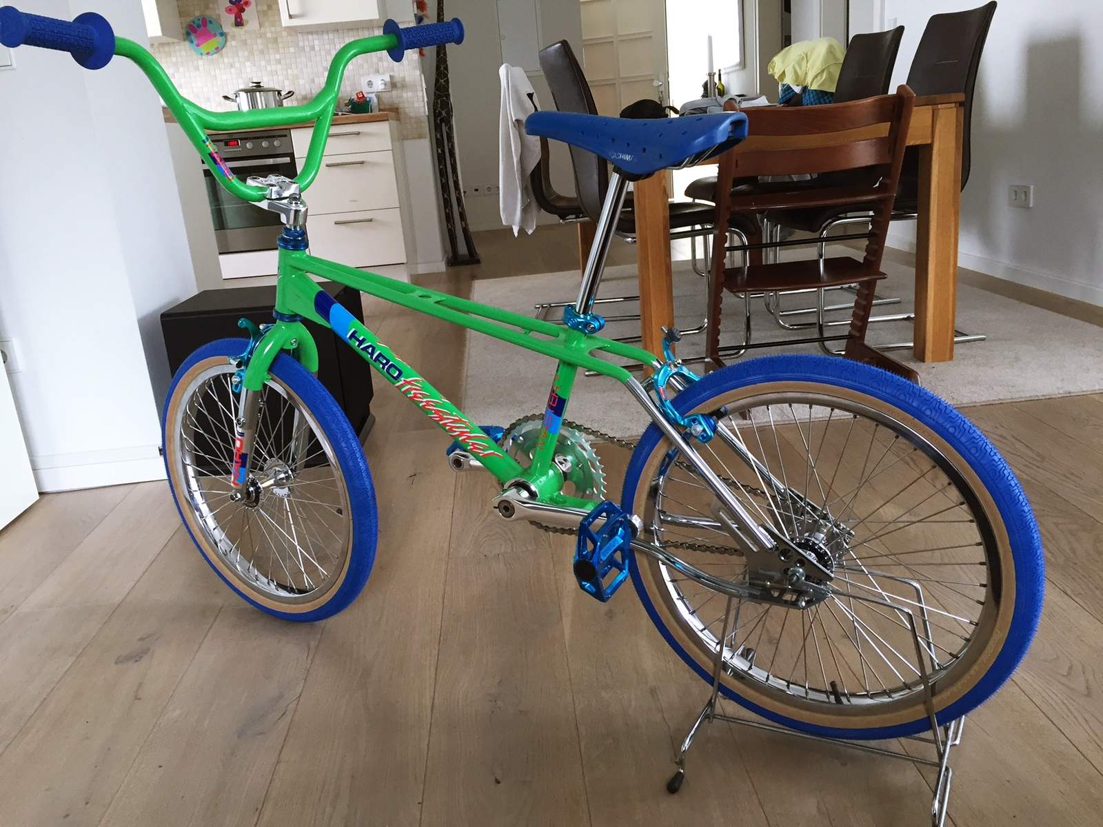 86 haro master
