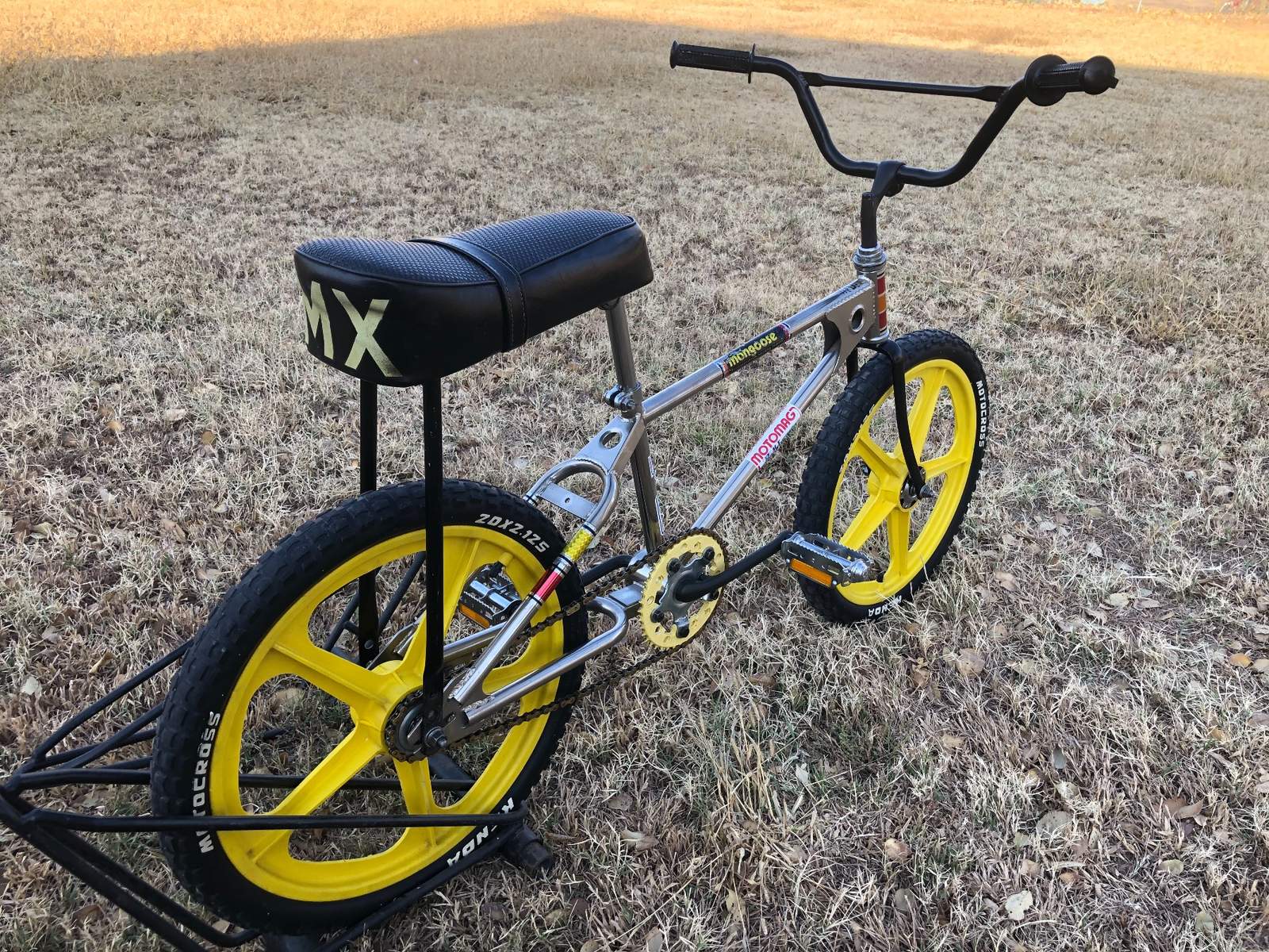 bmx banana seat bike