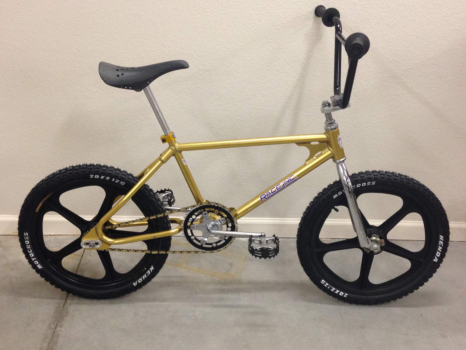 Gusseted looptail? Post up here ! Forums