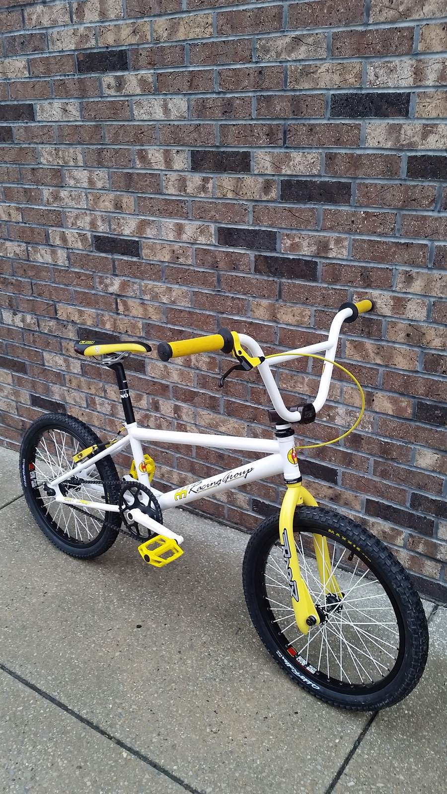 yellow bmx bike