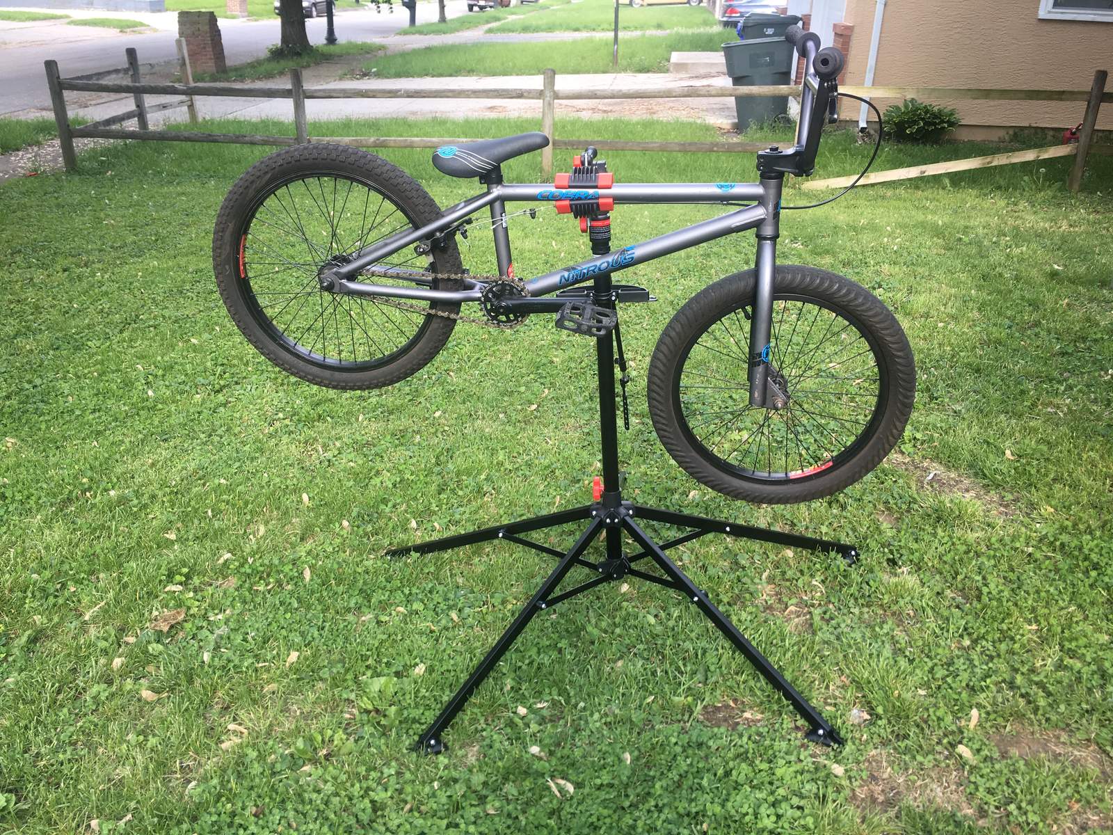 bmx work stand