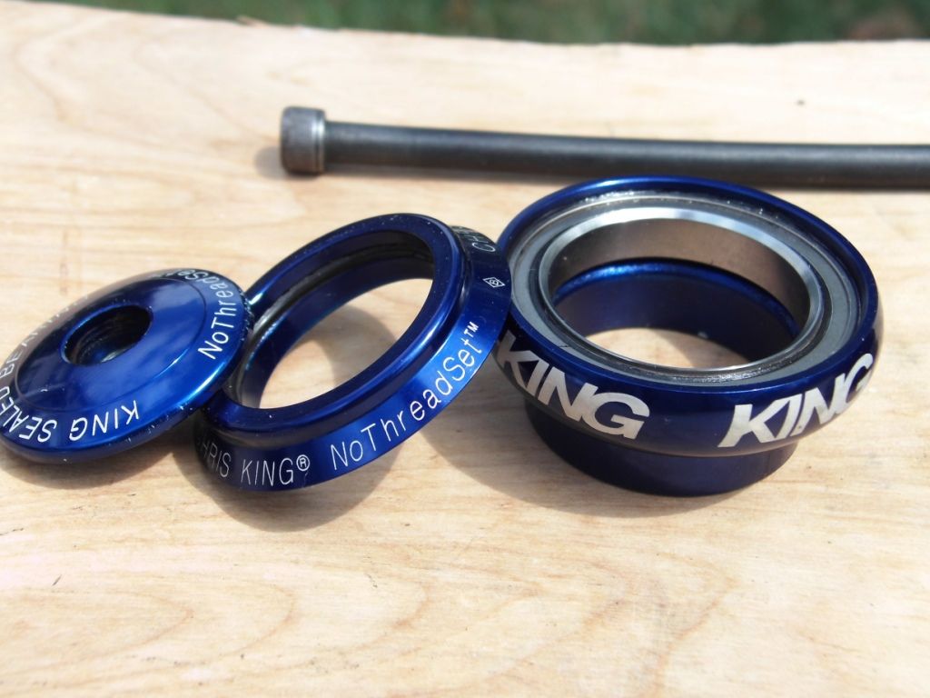 BMXmuseum.com For Sale / Chris King Headset - Navy Blue - 1-1/8