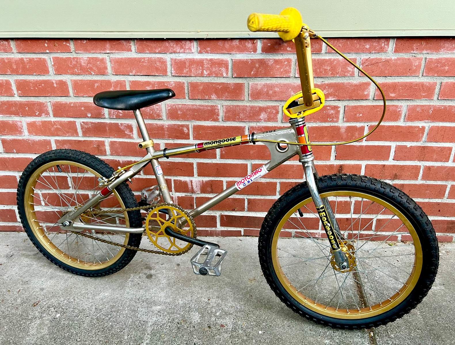 1979- and older BMX post here. bikes, parts, adds, gear 1979- and older BMX post here. bikes, parts, adds, gear