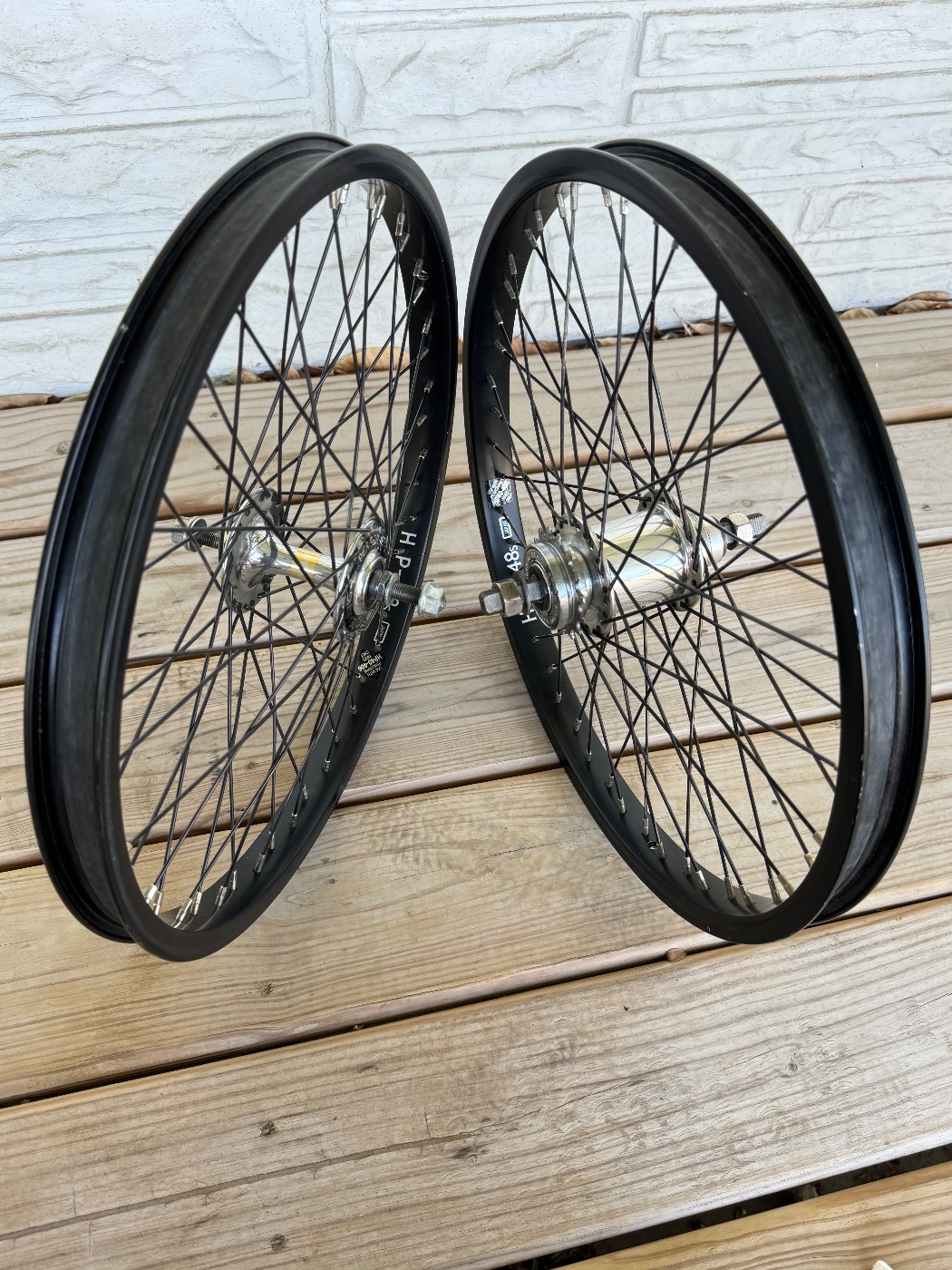 BMXmuseum.com For Sale / PEREGRINE HP 48 RIMS SEALED HUBS 20x1.75