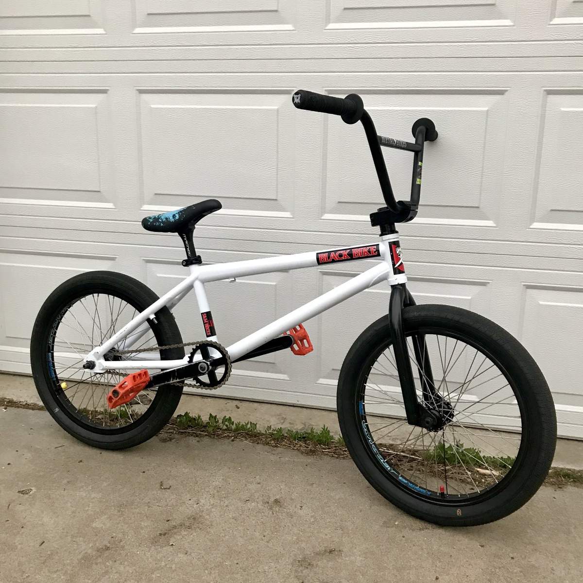 matte black paint cost for bikes