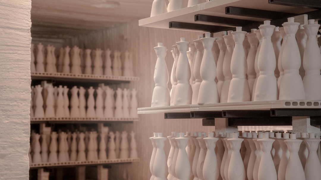 Clay decanters drying