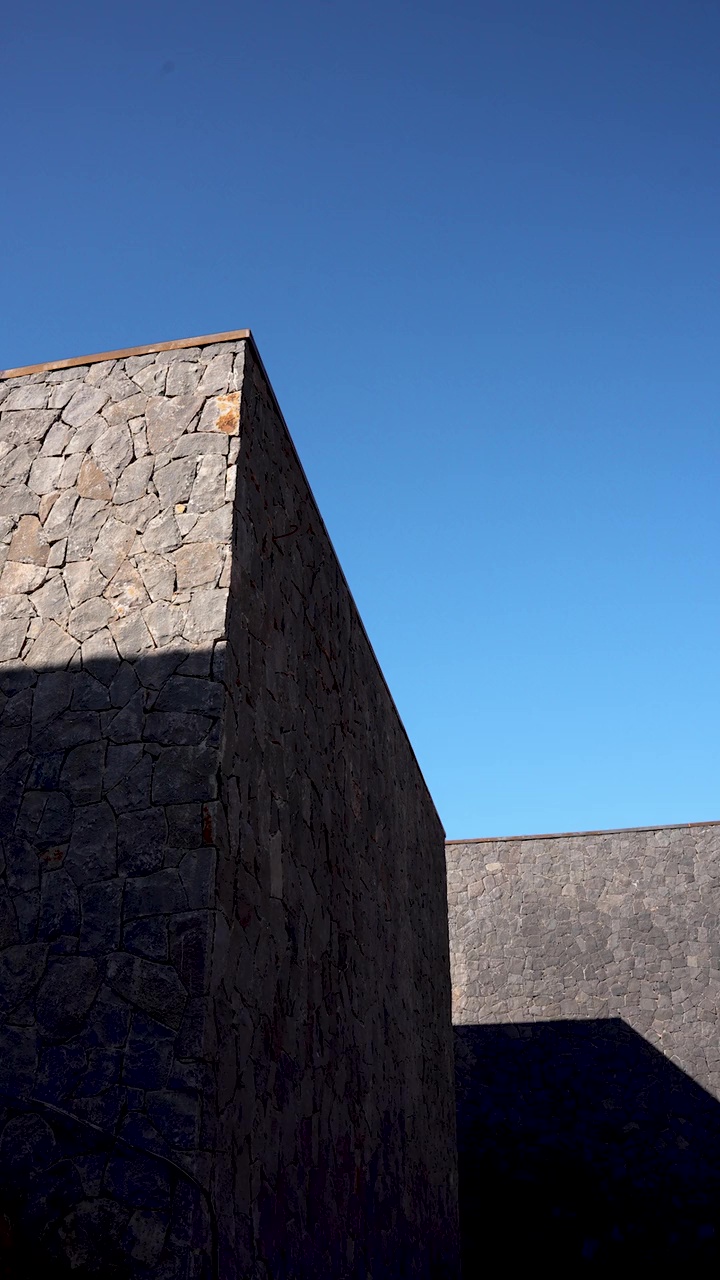 image of a building - textural