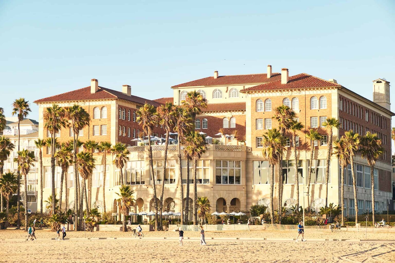 A Luxury Santa Monica Beachfront Hotel | Hotel Casa del Mar