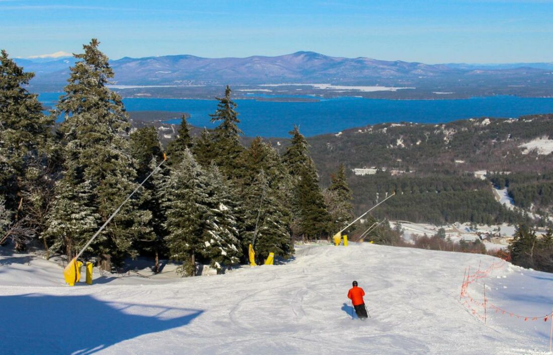 Laconia Airport LCI/KLCI Private Jet Charter Tradewind Aviation