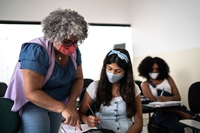 Avaliação formativa: para ensinar e para aprender melhor Avaliação formativa: para ensinar e para aprender melhor