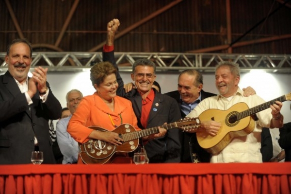 Inspirado em Marina, Lula promete dar autonomia a Dilma