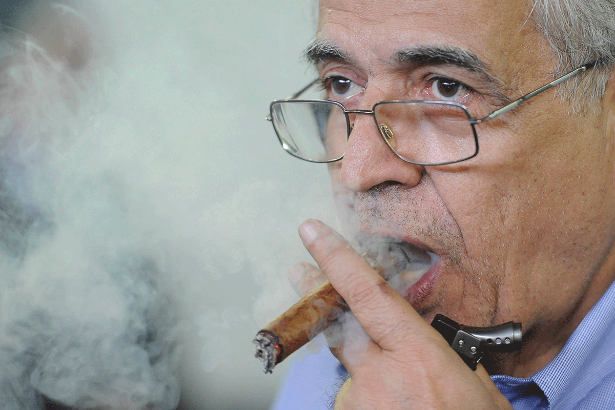 Eurico Miranda se candidata em chapa só com vice