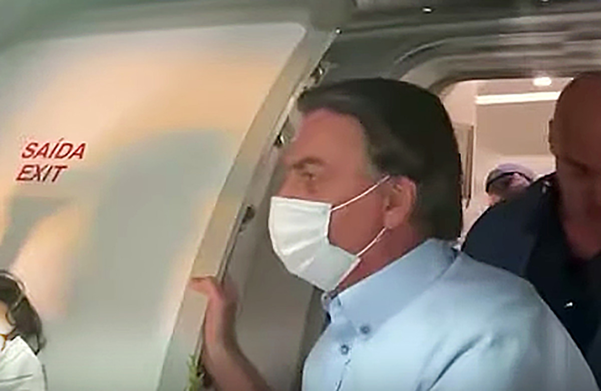 EXCLUSIVO: Bolsonaro é visto em avião SEM 39 quilos de cocaína