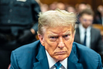 Trump, a presença fascista