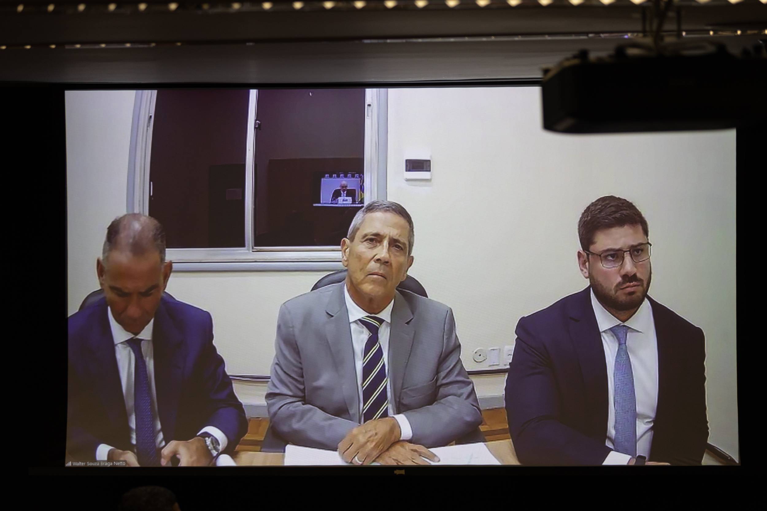 Um protagonista na intentona