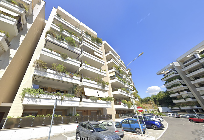 Carla Zambelli estava na casa de brasileira nos arredores do Vaticano