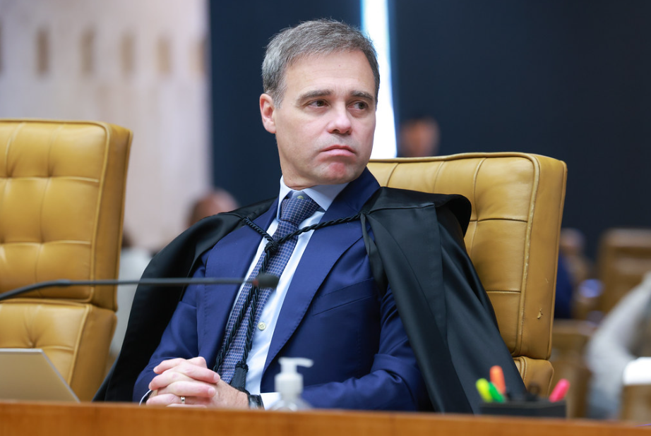 André Mendonça é o novo relator dos inquéritos do INSS