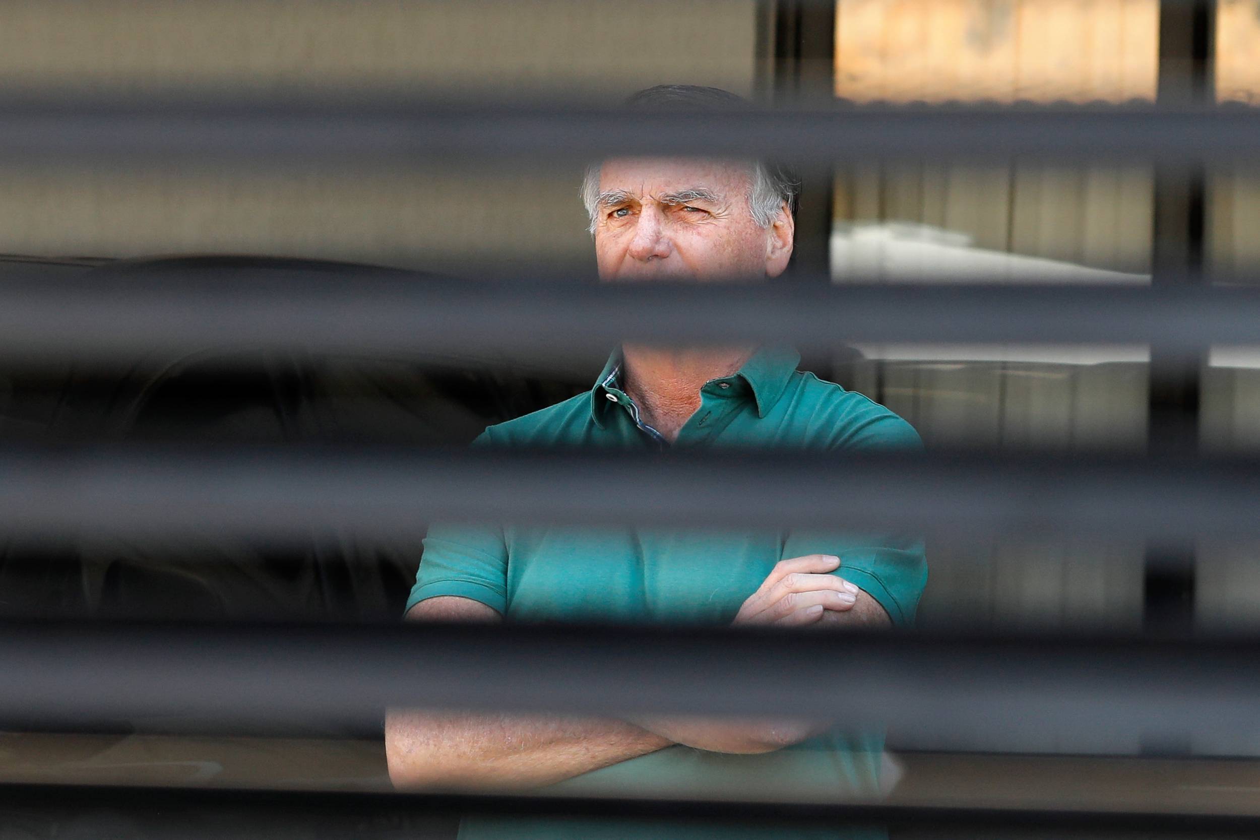 27 anos e três meses