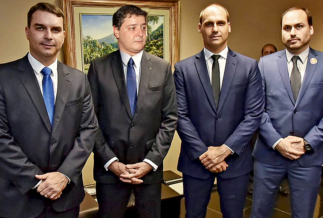 Fim da polarização: Lula pede conselhos a Bolsonaro sobre como lidar com filho encrencado