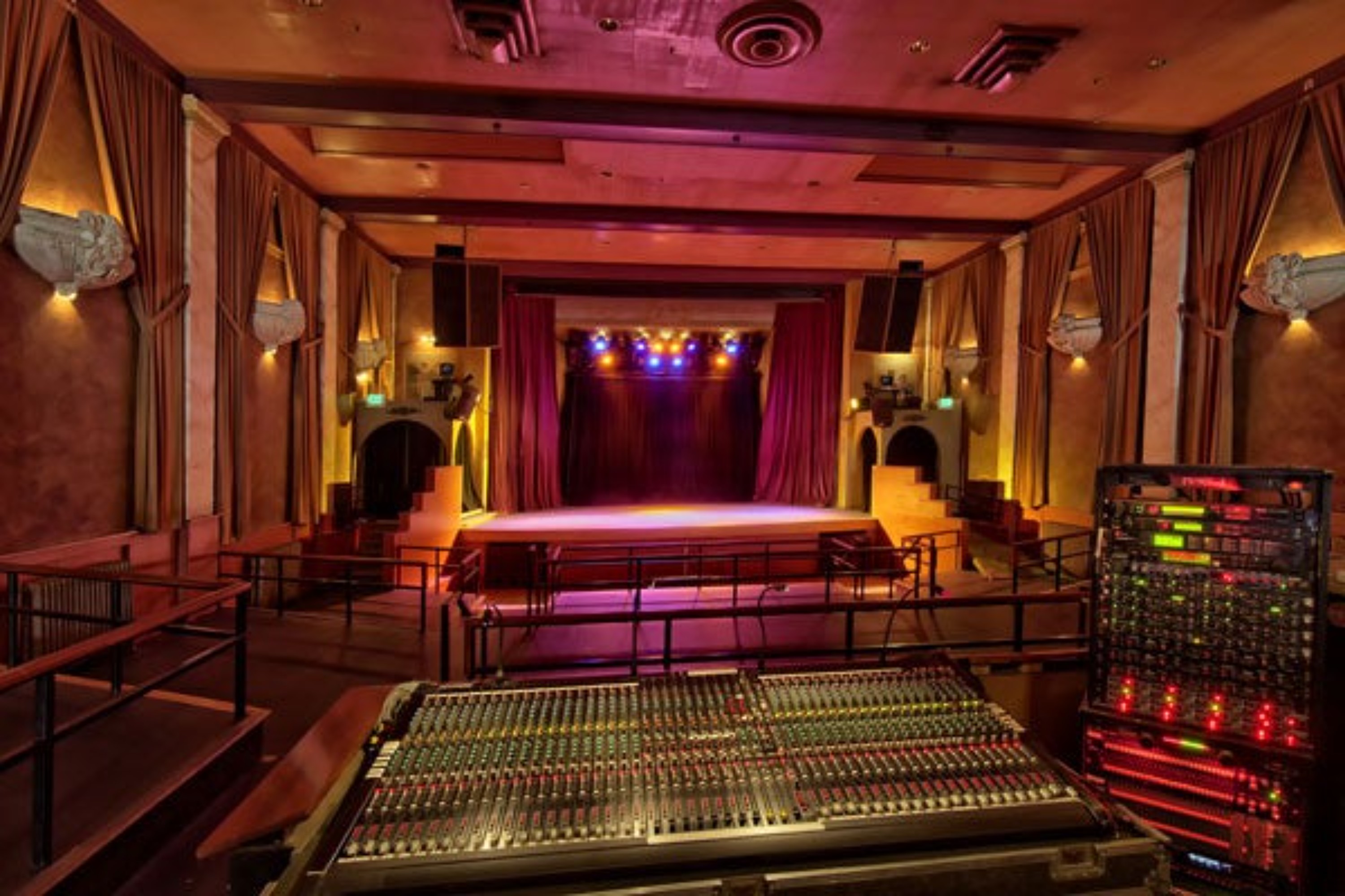 Bluebird Theater, photo 4
