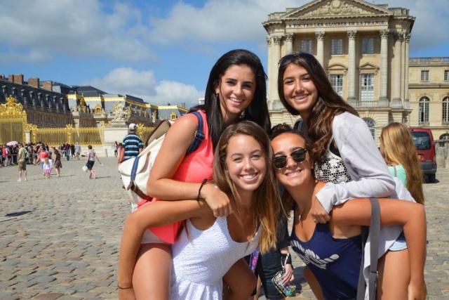 Teen travelers at the Chateau de Versailles during summer French language immersion program in Paris