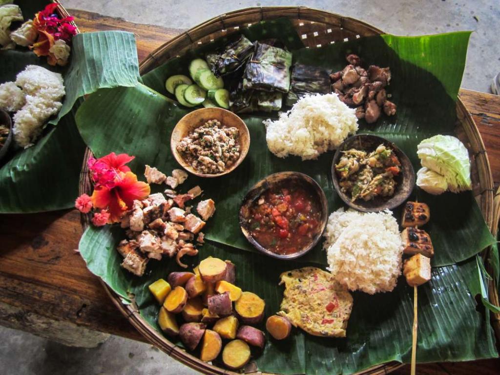 Teen travelers learn about the culture through culinary experiences