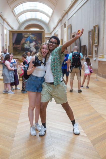 Teens in Lourve