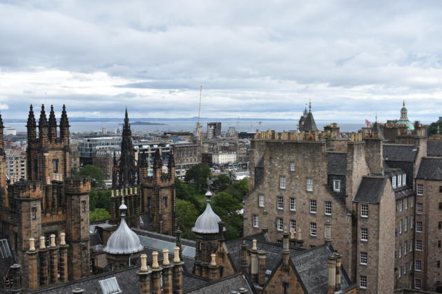 High school teens explore Edinburgh in Scotland!