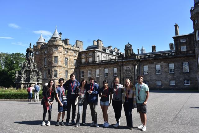 High school teens explore Edinburgh in Scotland!