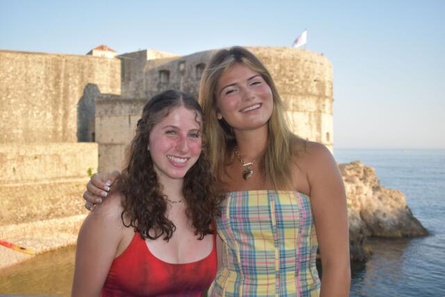 a8f17493-3848-53fd-99e8-148e0c946b21