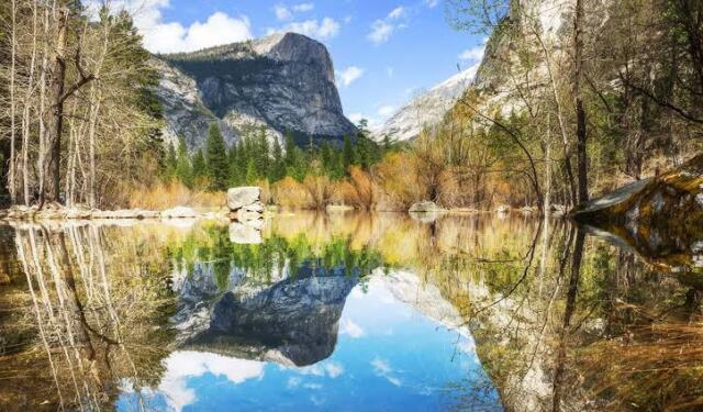 mirror-lake